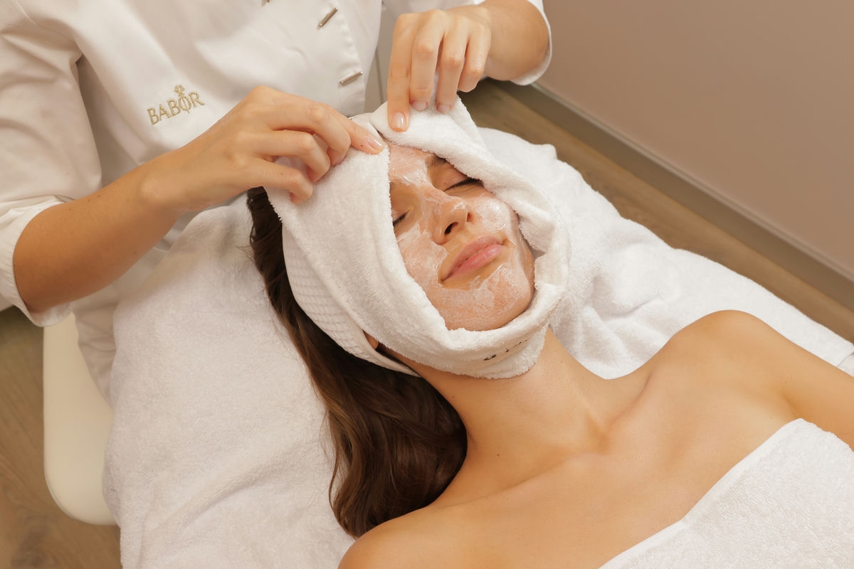 СОВЕРШЕНСТВО КОЖИ / REFINE